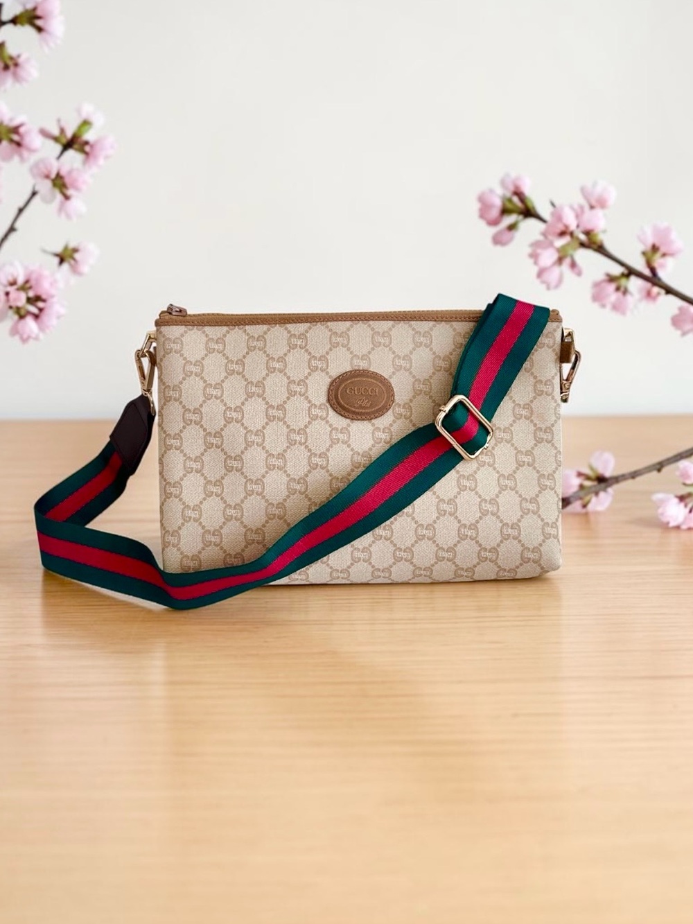 Gucci Plus Clutch to Crossbody Bag